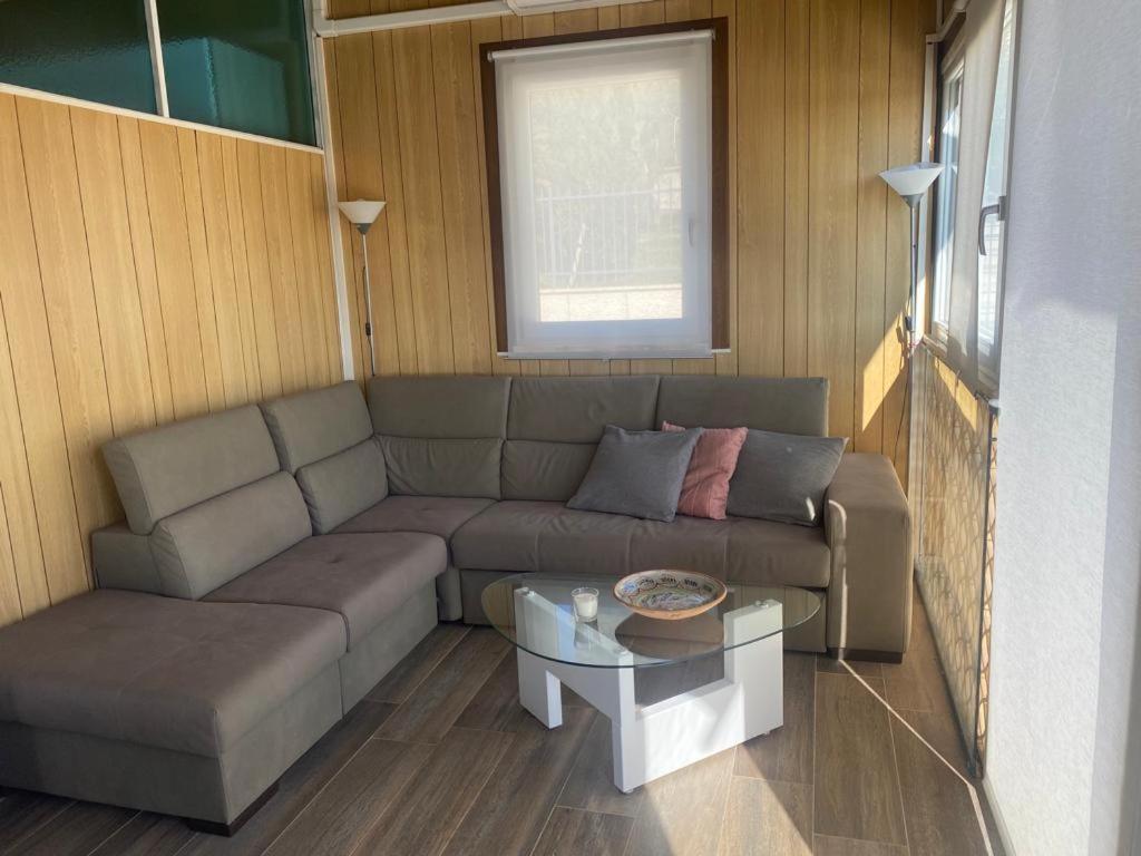 Trasimeno 2 Apartment Casamaggiore Bagian luar foto